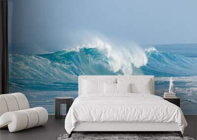 cresting wave Wall mural