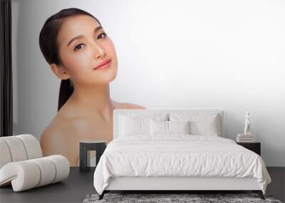 Happy beautiful asian woman has beauty facial skin and heathy skin. Portrait attractive young asia girl. Pretty girl has nice perfect skin beauty and spa concept. isolated on white, copy space	 Wall mural