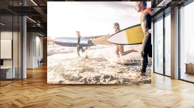 Surfers Wall mural