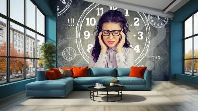 Bsuiness woman feeling stressed pressured by lack of time Wall mural