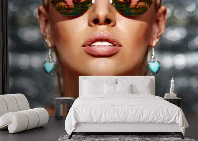 Closeup fashion beautiful woman portrait wearing sunglasses Wall mural