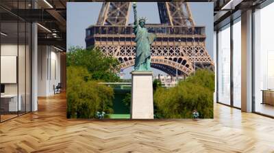 The Eiffel Tower and the Statue of Liberty Wall mural