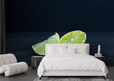 lime on black Wall mural