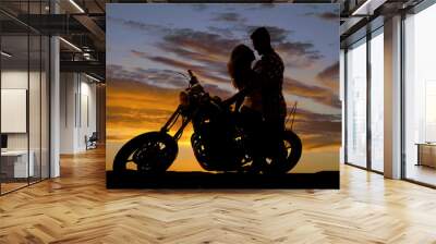 silhouette couple kiss on motorcycle Wall mural