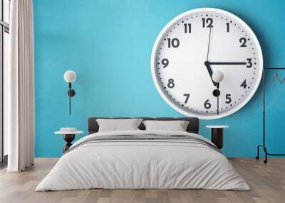 05:15 or 17:15 wall clock time Wall mural