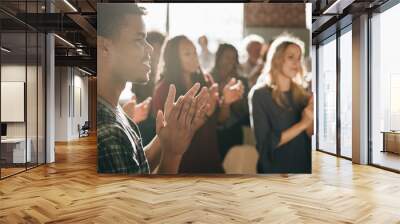 Round of applause in a seminar Wall mural