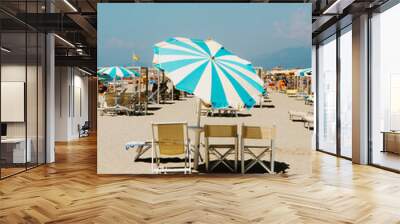 beach chairs and umbrellas Wall mural