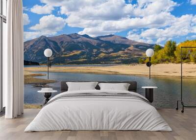 Autumn at Twin Lakes - A sunny autumn day view of Twin Lakes at base of two highest peaks, Mount Elbert and Mount Massive, of Rocky Mountains of North America. Leadville, Colorado, USA. Wall mural