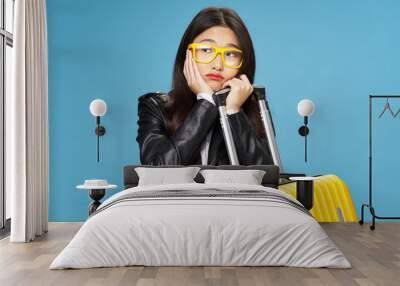 business woman with sunglasses Wall mural