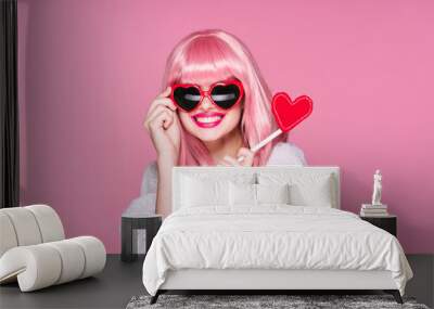 girl in pink glasses Wall mural