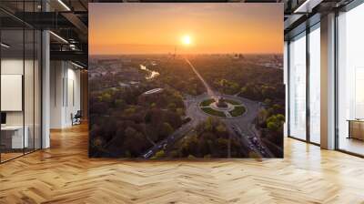 The Statue of Victory at the Tiergarten in Berlin Wall mural