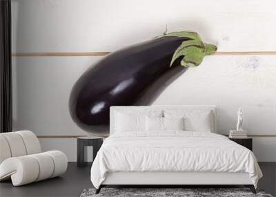 Frische Aubergine auf Holztisch Wall mural