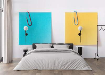 Memo notes with paper clip
 Wall mural