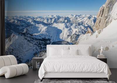 Blick vom Stockhorn auf den zugefrorenen Oberstockensee und das Berner Oberland – Erlenbach, Simmental, Schweiz Wall mural