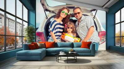 Family on vacation Wall mural