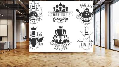 Set of vintage bowling logos cartoon vector illustration Wall mural