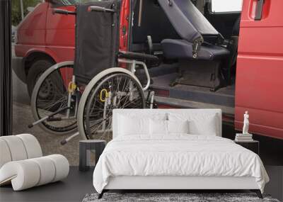 wheelchair facilitate van Wall mural