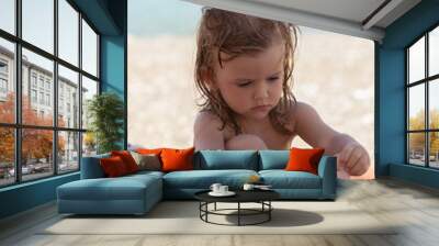 child on the beach Wall mural