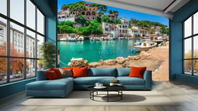 Spanien Reise Meer Tourismus Sommer Urlaub Mallorca Fischer Dorf Hafen Boote Wall mural