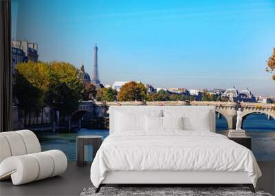 France, Paris, 5 octobre 2018: Vue du pont neuf, de la Seine, de la tour Eiffel et du dôme de l'Institut de France  Wall mural