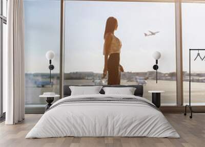 woman going on business trip Wall mural