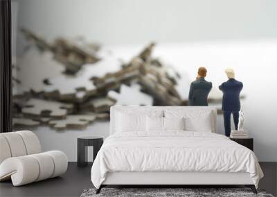 Miniature people  businessmen standing Investment Analysis  Or investment in Solve puzzles to find a business solution. using as background business concept and strategy concept with copy space. Wall mural