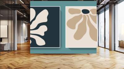 Retro poster set with groovy flower. Abstract funky daisy in hippie style. Modern trippy painting for social media post, interior wall decoration, greeting card. Vintage design vector illustration Wall mural